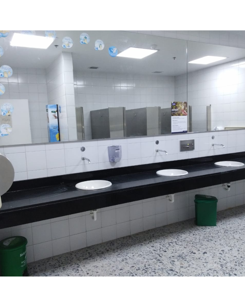 ACOMEQ Mantenimiento preventivo de baños públicos 2do piso-CAS CENTENARIO Clínicas y Hospitales