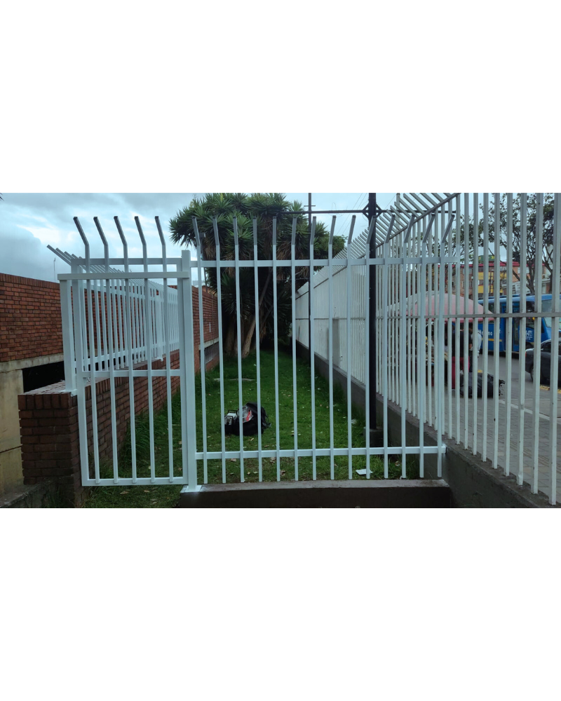 ACOMEQ -INSTALACIÓN DE REJA  CAS KENNEDY