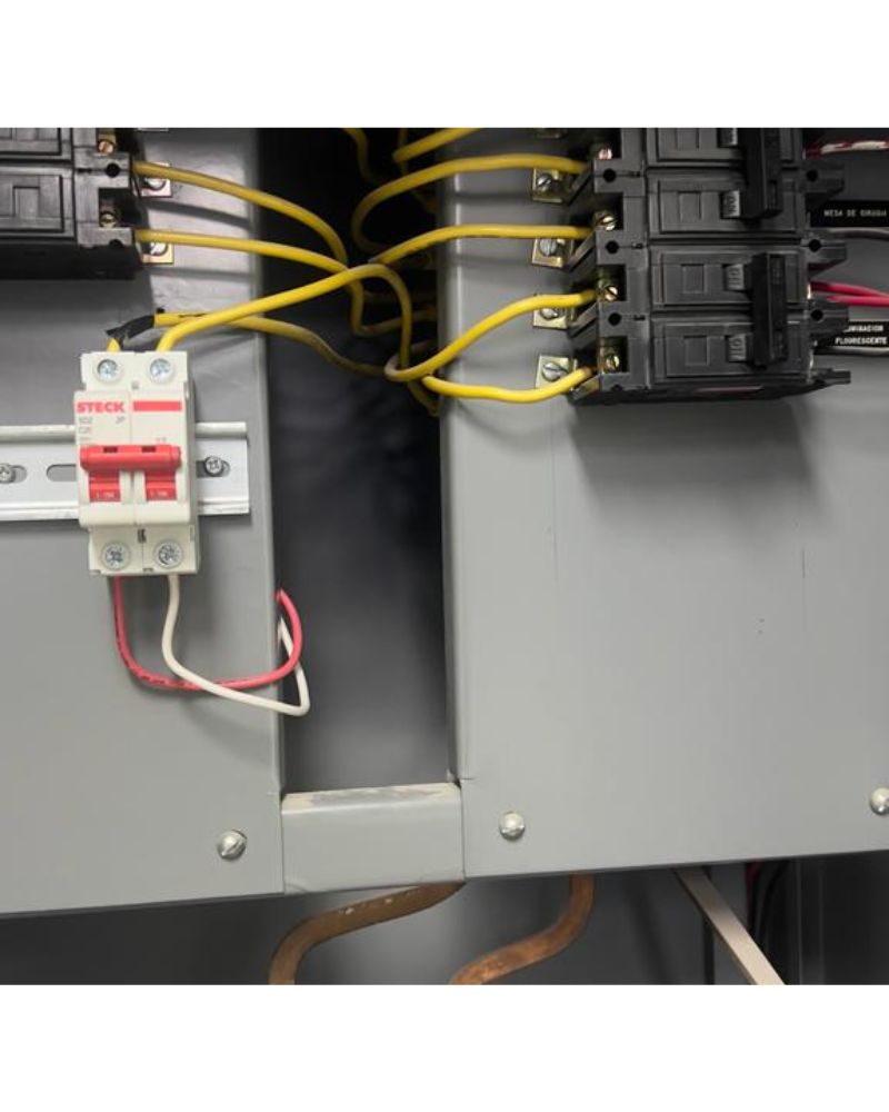 SUMINISTRO E INSTALACIÓN TABLERO DE AISLAMIENTO MS2 ACOMEQ